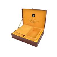 Leather box with tea bags 	sc1007