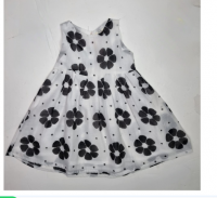 Wholesale Elegant OVS Girls White Dress with Exquisite Black Rose Petals Perfect