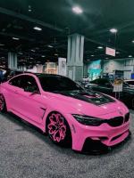 pink car