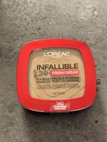 L'Oreal Paris Infallible Fresh Wear Powder Foundation Makeup