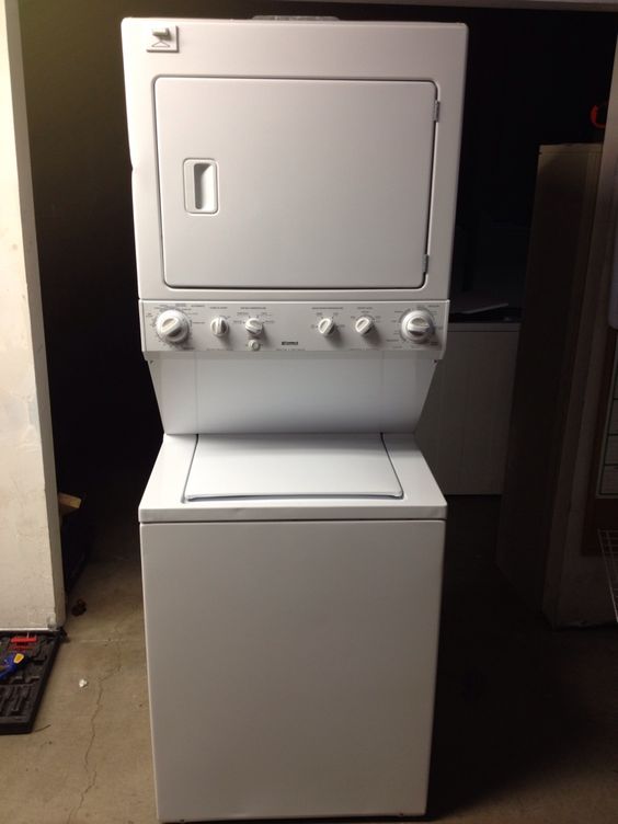 Stack washer/dryers