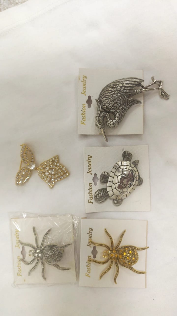 Female brooches - best wholesaler with best prices in u.a.e