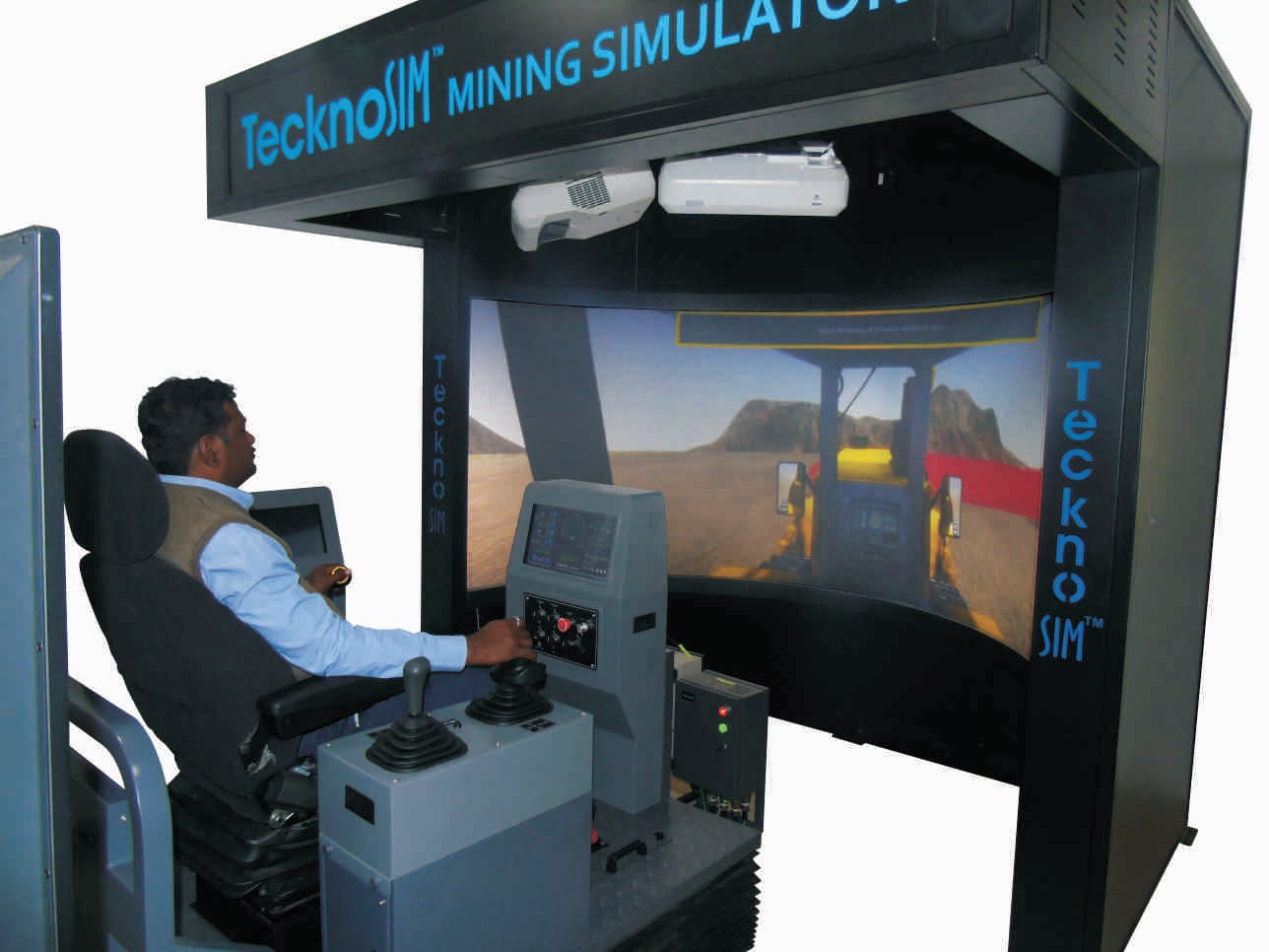 Excavator operator training simulator - tecknosim