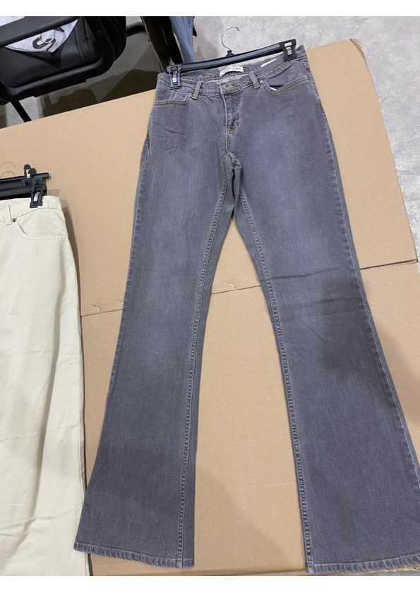 Wholesale lot of 50 pcs jeans denim stock woman man children mix european brands mix size