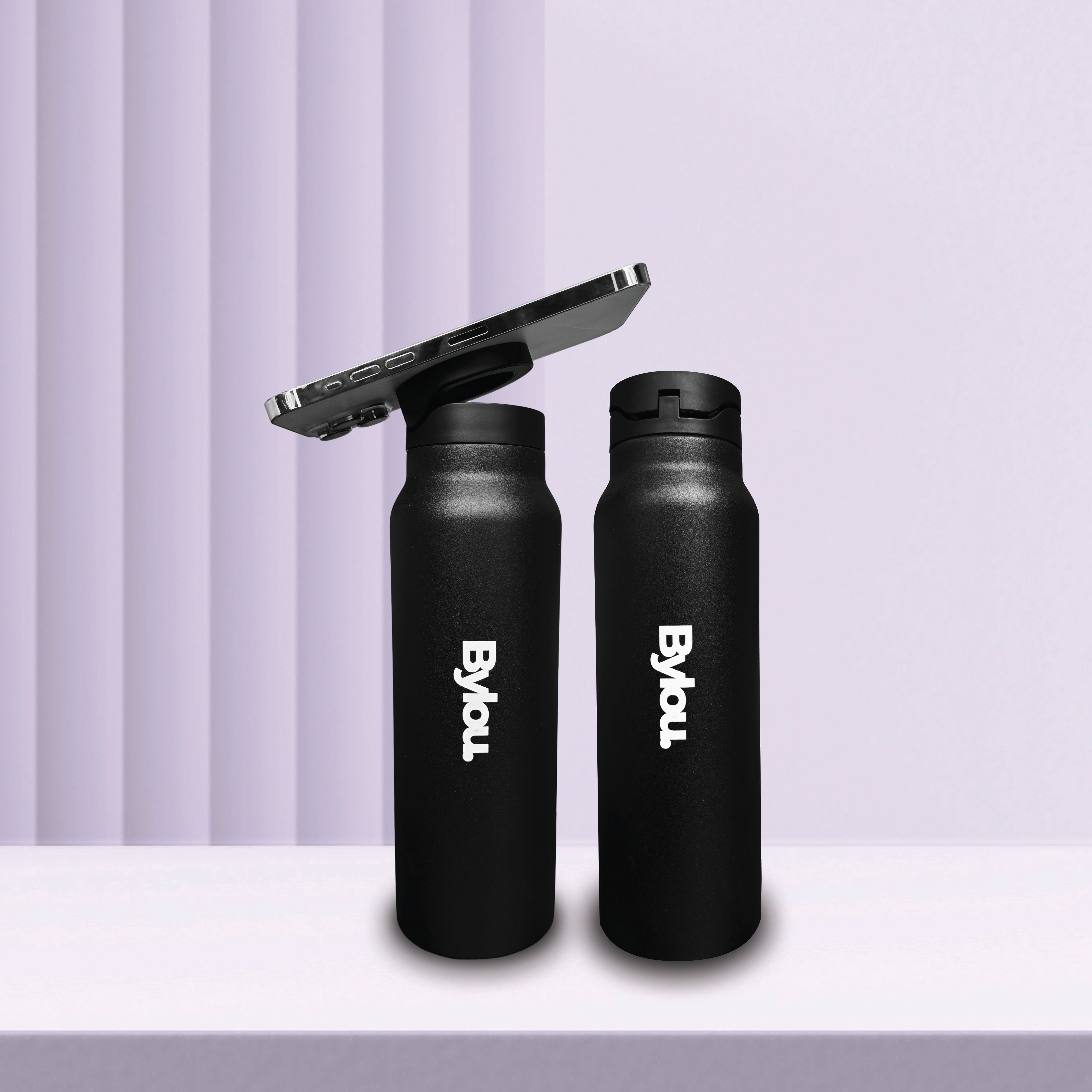 Bylou Magnetic Water Bottle 700ml – Stylish Design with Magnetic Lid for Phone Holding_5