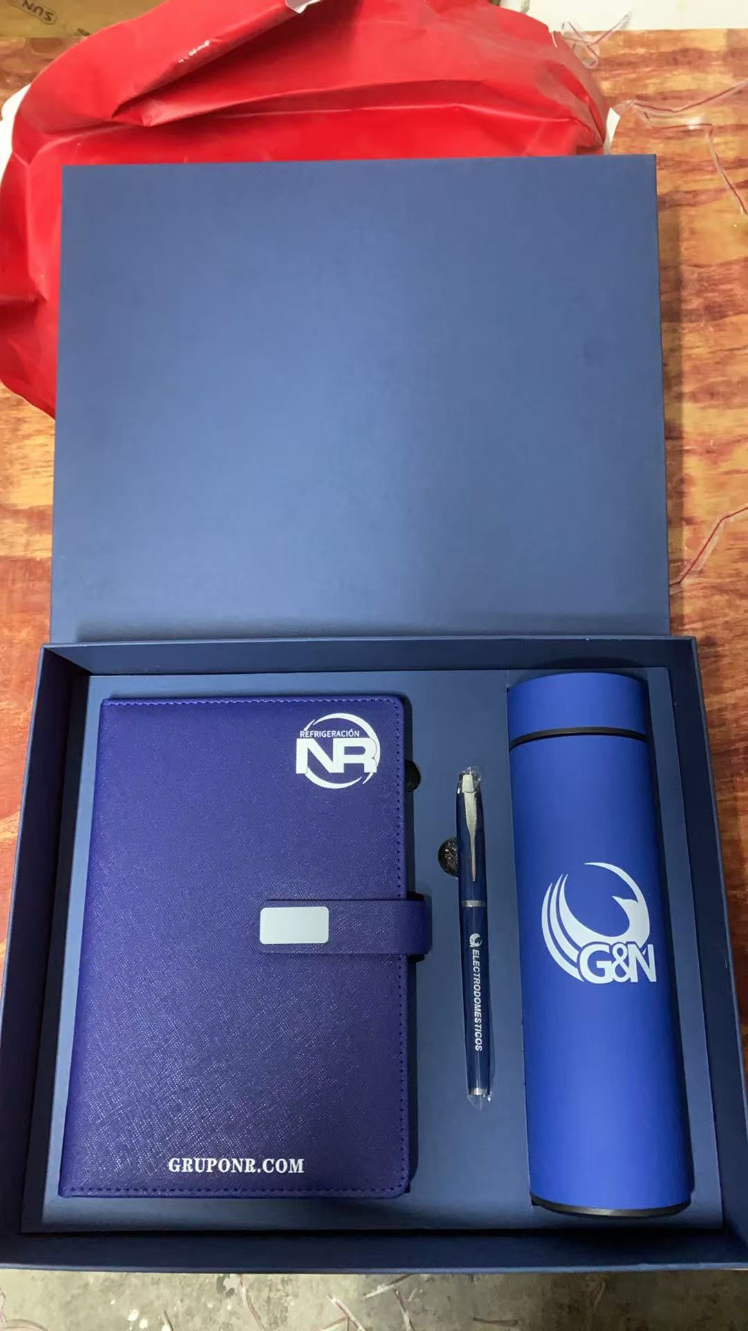 Custom Office Gift Set – Notebook, Pen & Mug with Logo Printing