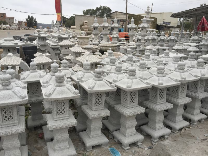 Sandstone lamp