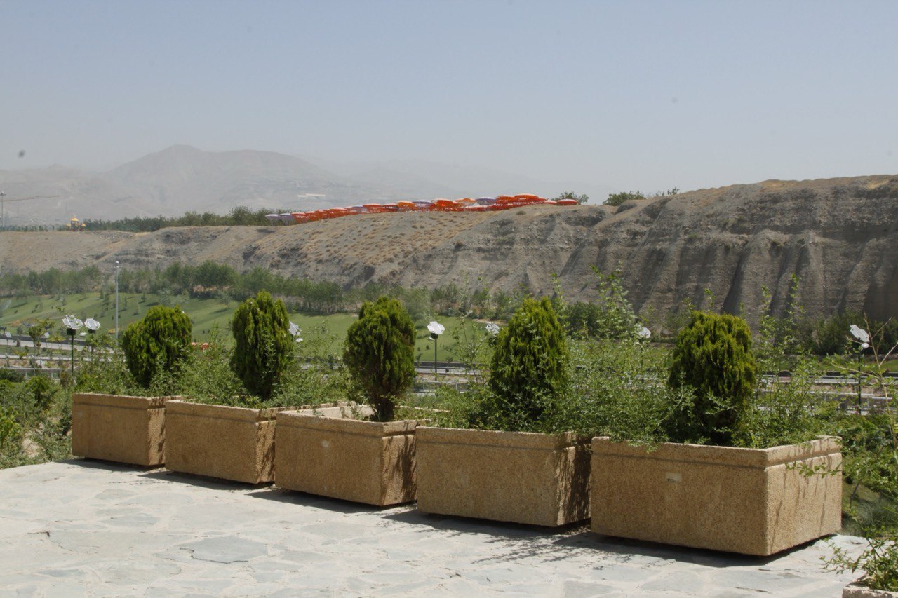 Dura Concrete Garden Planter_5