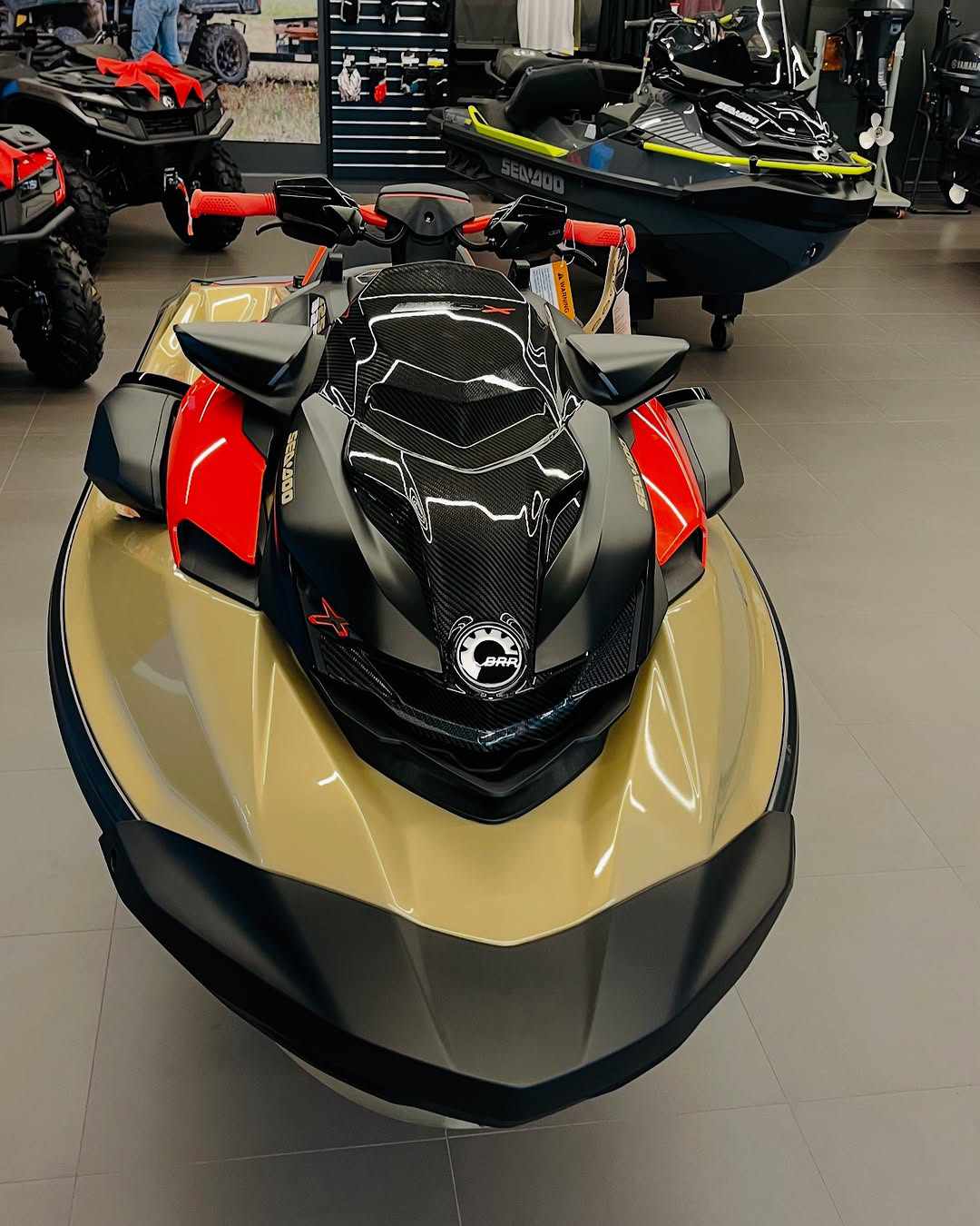 2025 SEA-DOO RXP-X 325 TECH PACKAGE jetski_2