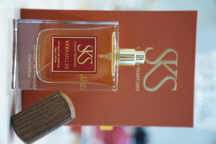 SKS Luxury Extrait De Parfum 55ml (1.9 fl oz) – Sweet Fruity Aquatic Perfume | High Concentration Long Lasting Premium Fragrance_3
