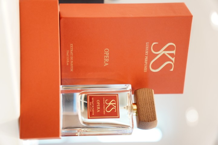 SKS Luxury Extrait De Parfum 55ml (1.9 fl oz) – Woody Amber Oriental Perfume | Strong Projection Long Lasting Evening Fragrance | Premium Wholesale UAE_4
