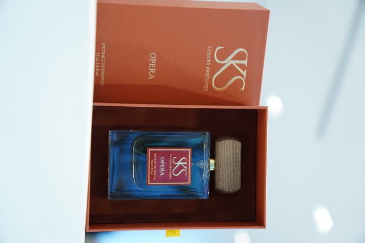 SKS Luxury Extrait De Parfum 55ml (1.9 fl oz) – Woody Amber Oriental Perfume | Strong Projection Long Lasting Evening Fragrance | Premium Wholesale UAE_2