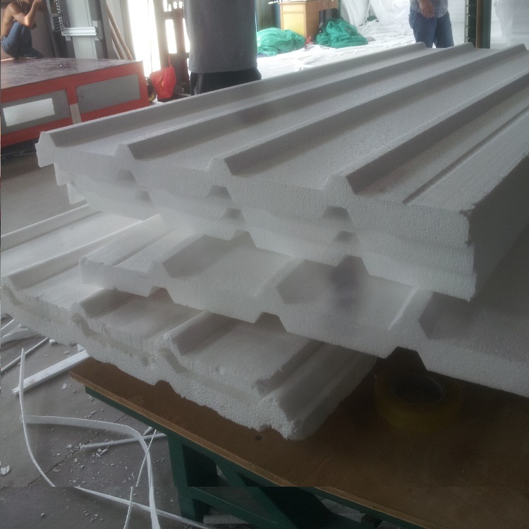 The CNC hot wire foam cutting machine adopts the control system technology independently developed by the company, which has advanced functions and high safety coefficient_3