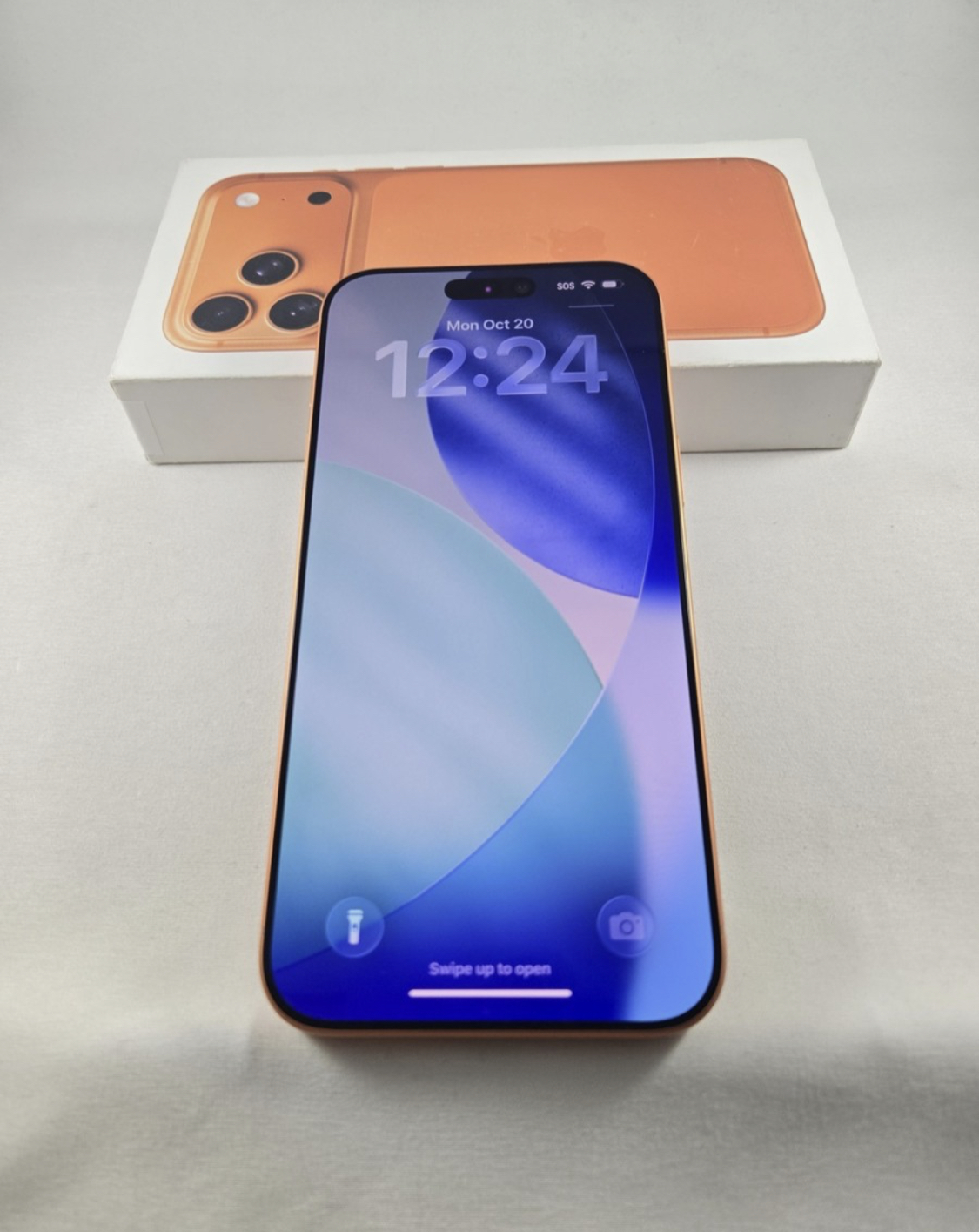Apple iPhone 17 Pro Max 256GB (100% Batt)_5