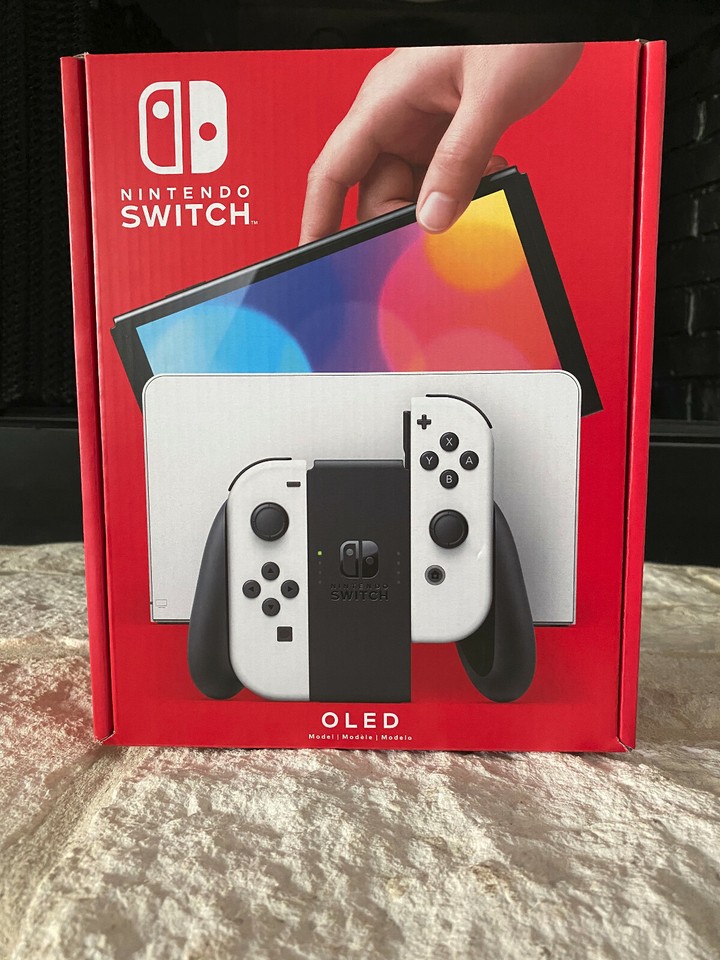 Nintendo Switch – OLED Model w/Joy-Con