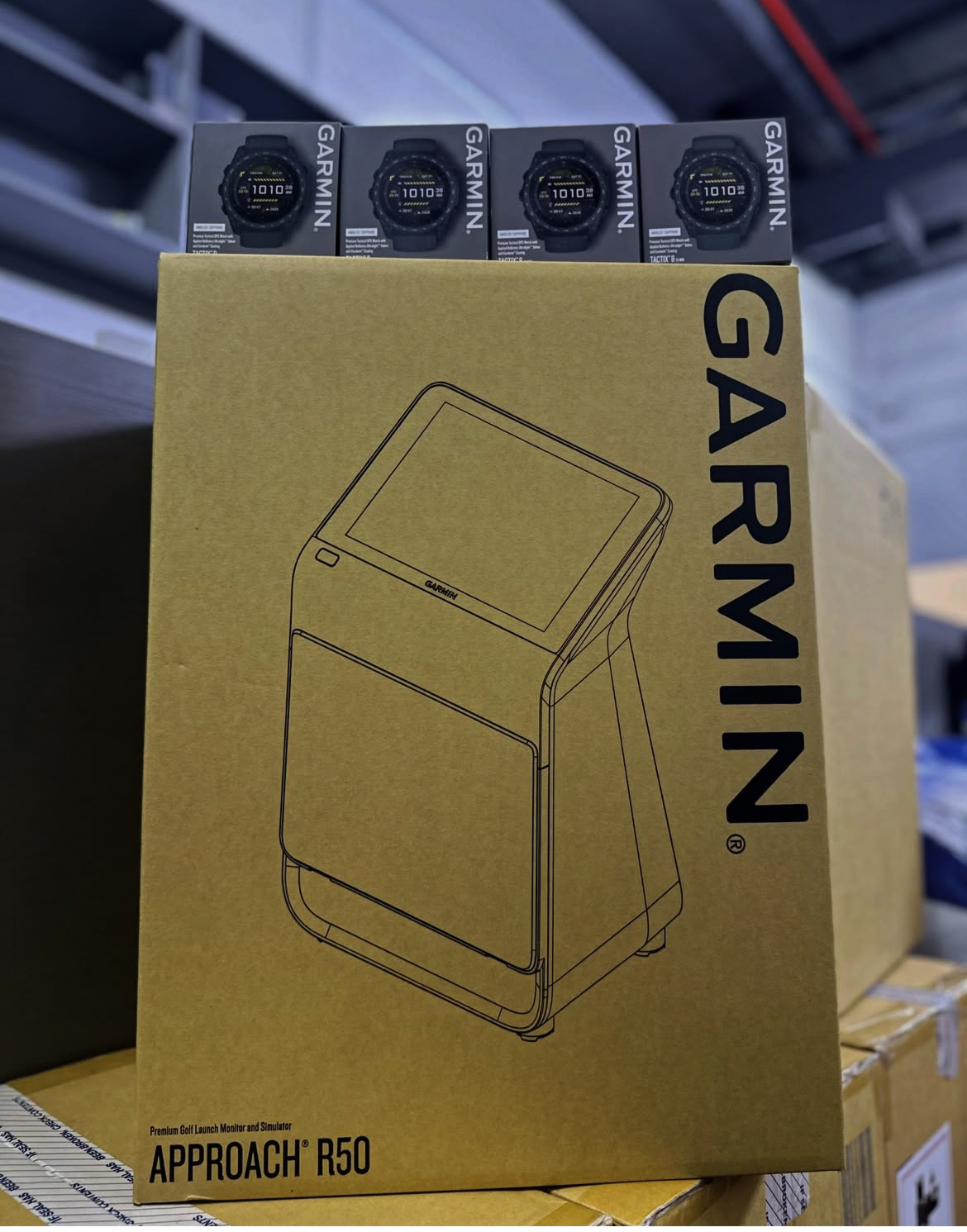 GARMIN APPROACH R50 PREMIUM GOLF LAUNCH MONITOR AND GOLF SIMULATOR_5