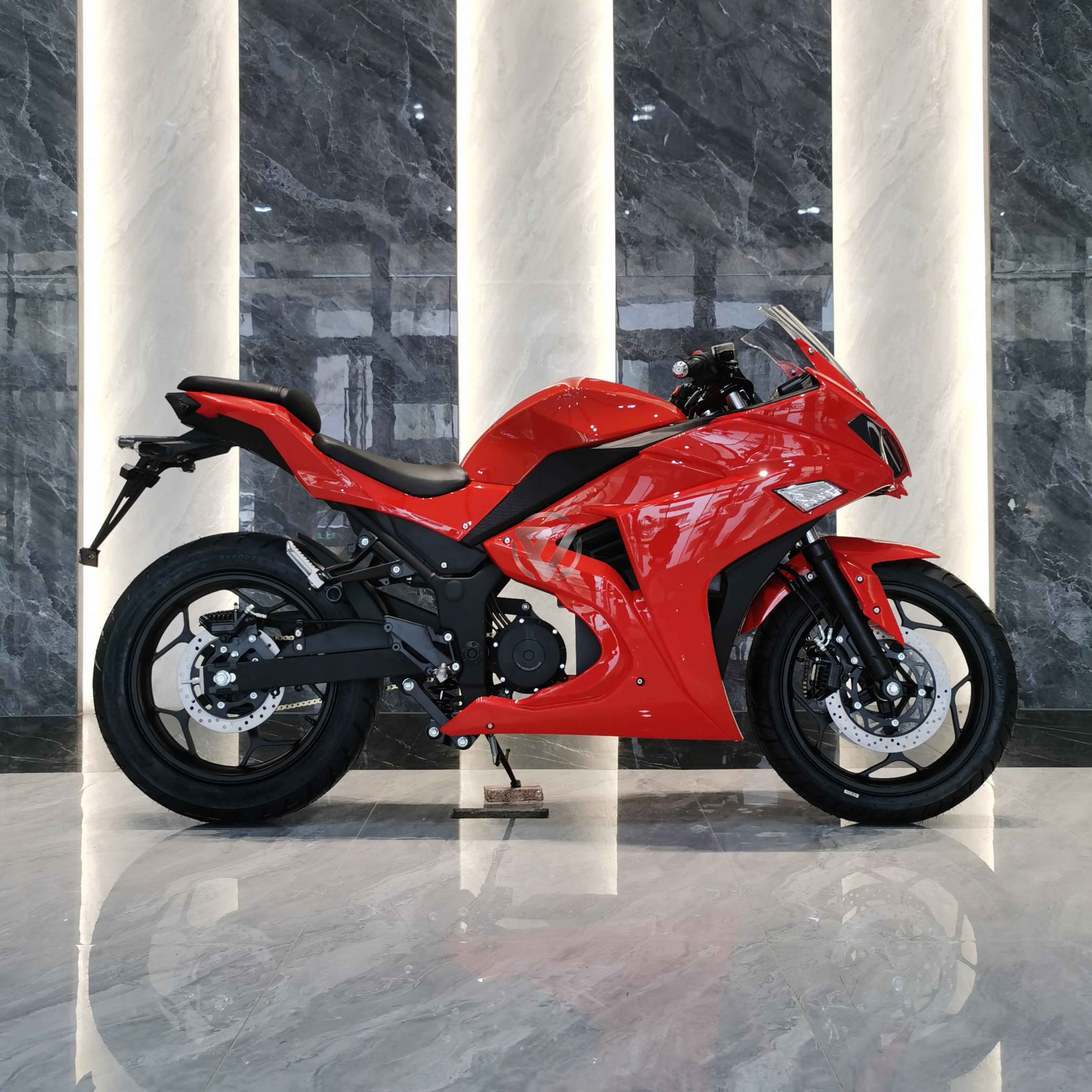 Factory Direct Electric Super Sport Motorcycle with Aggressive Fairing Design_3