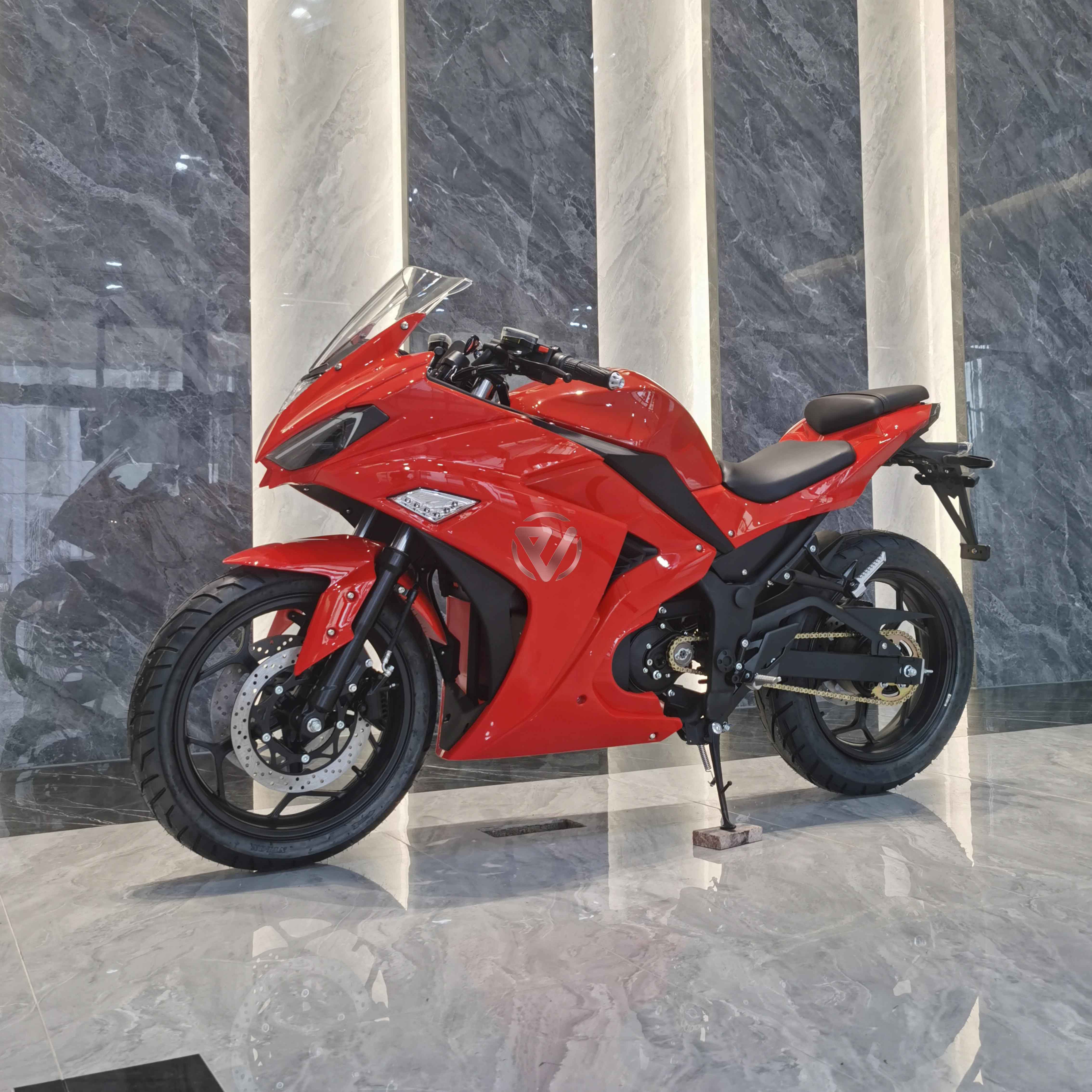 Factory Direct Electric Super Sport Motorcycle with Aggressive Fairing Design_5