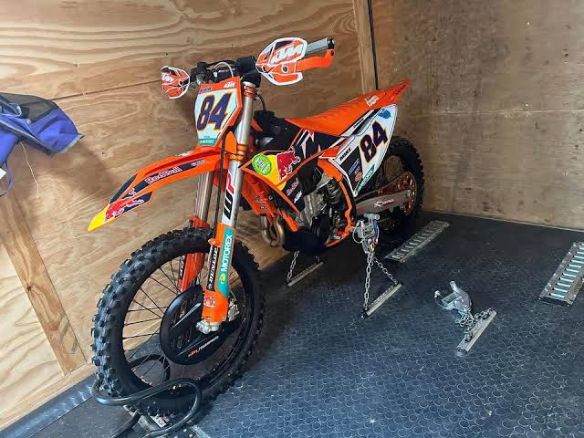 2023 KTM SX 450 F Factory Edition Motocross_3