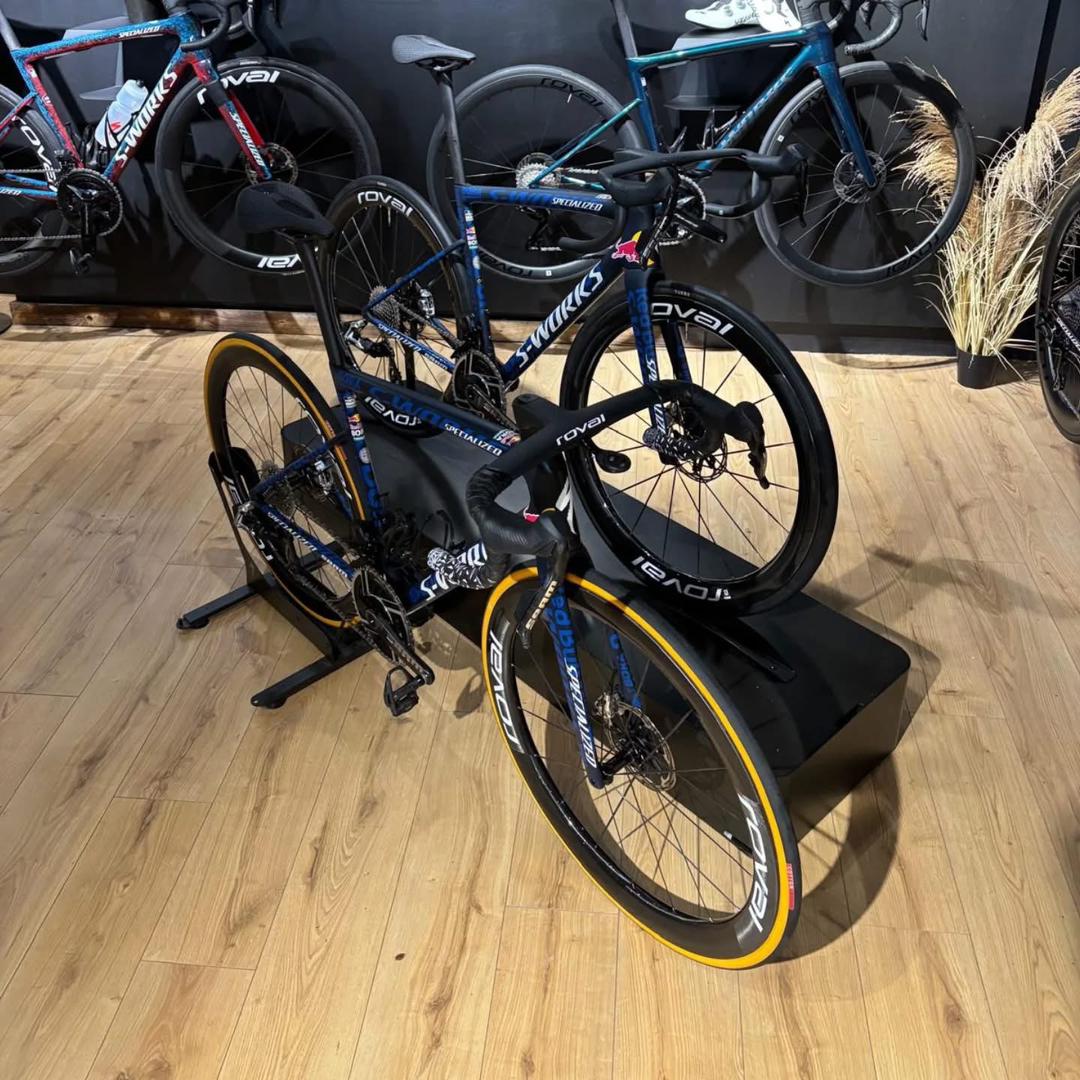 2026 Specialized S-works Tarmac Sl8 M Red Bull Limited Edition 52/500_3