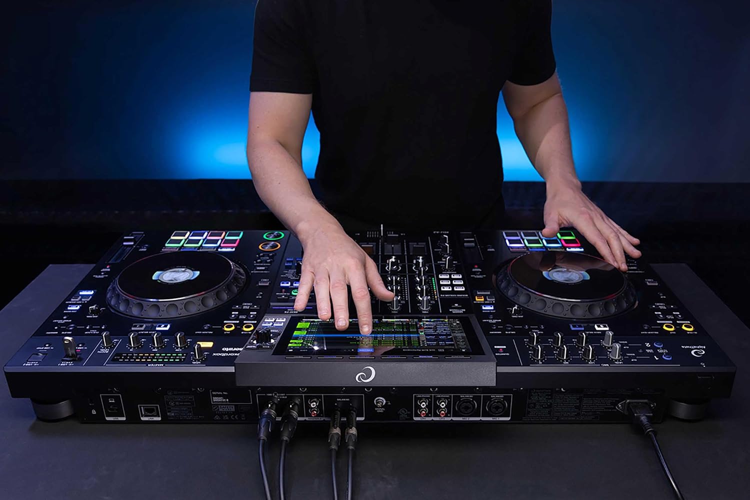 Pioneer DJ XDJ-AZ Professional 4-Deck All-in-One DJ System_5