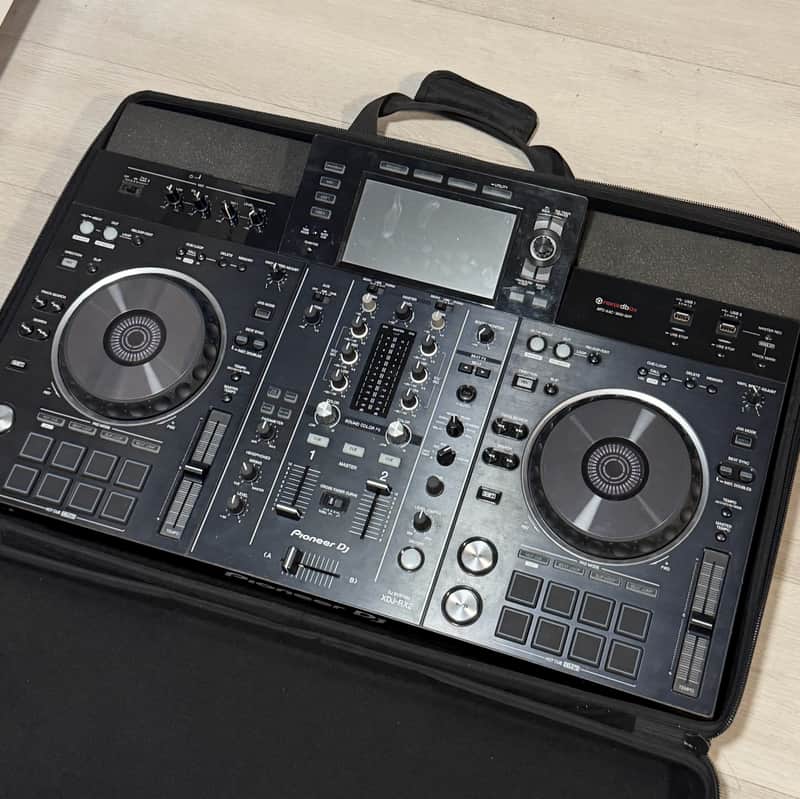 Pioneer XDJ-RX2 Professional Digital DJ System with Touchscreen_3