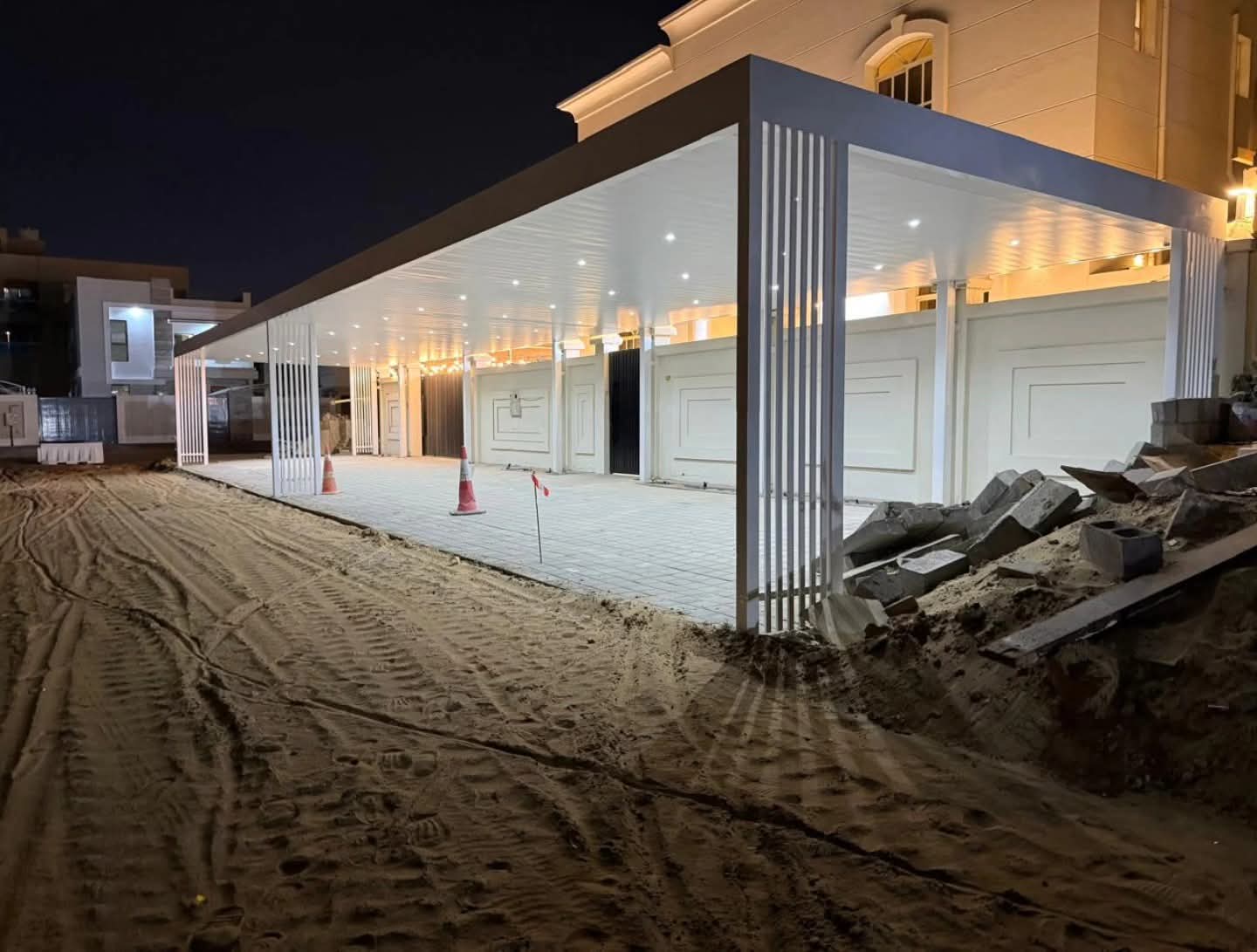 Car Parking Shades Suppliers_12