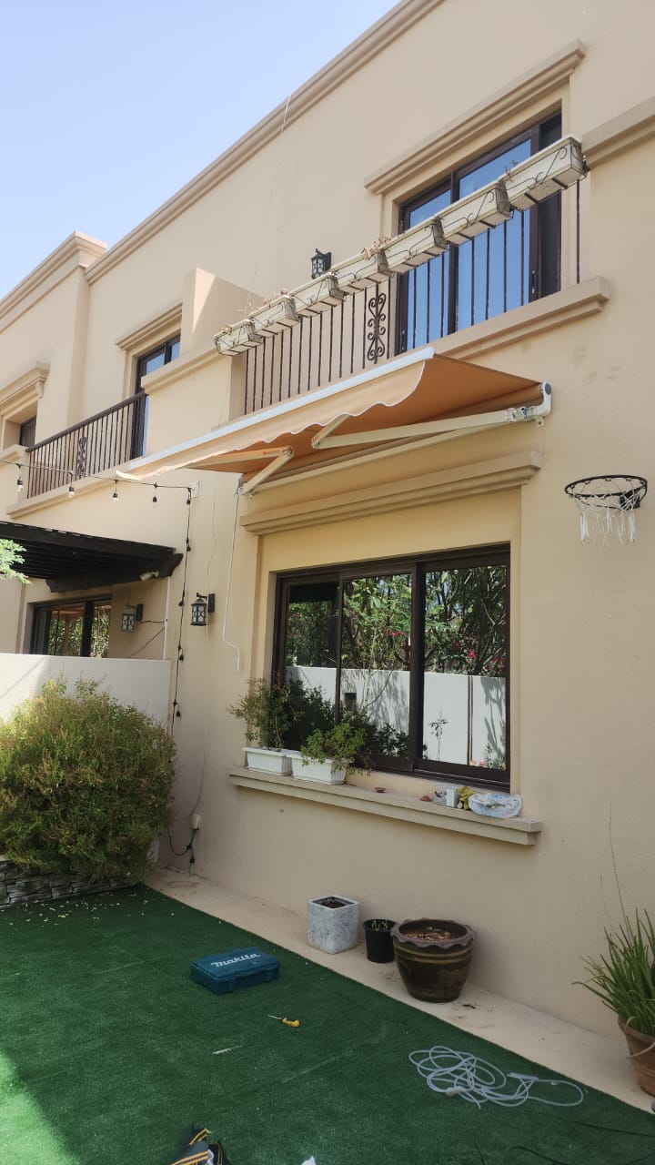 Awnings Suppliers_10