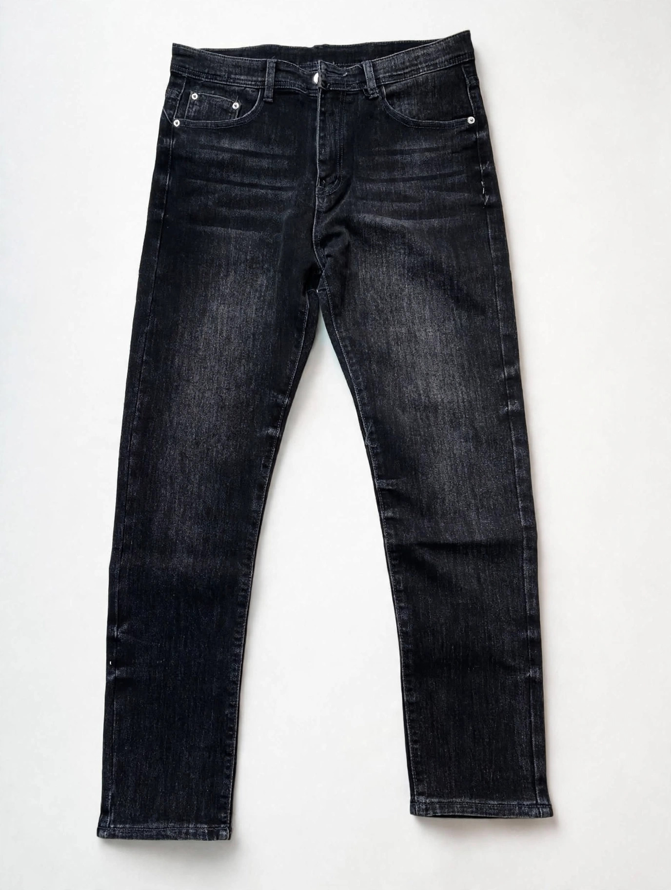 Men's Washed Black Straight-Fit Denim Jeans_2