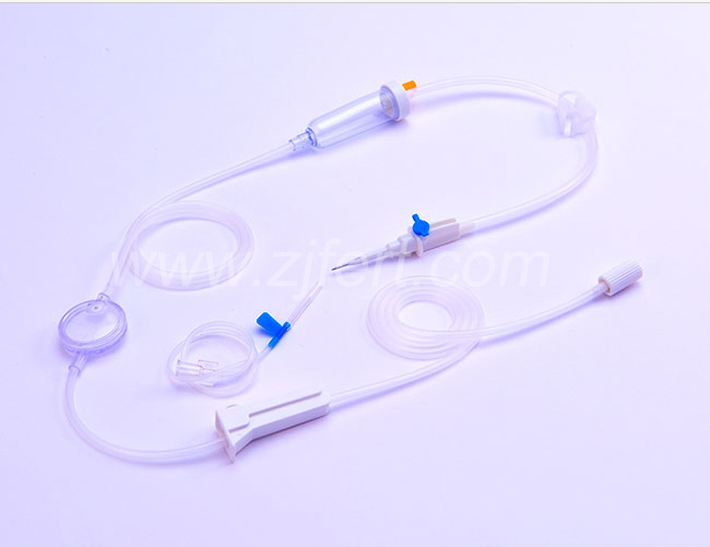 Disposable precise filtering infusion set-with needle