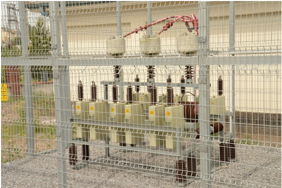 Medium voltage harmonic filtering and reactive power compensation systems