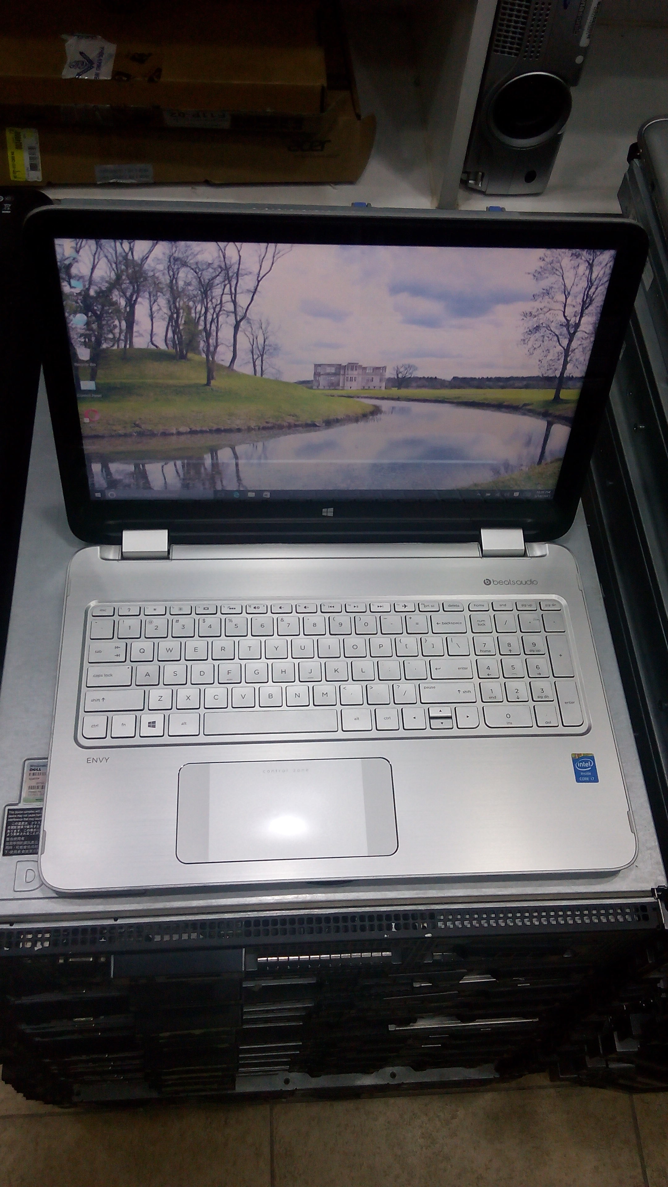 HP Envy X360 Intel Core i7 (15-U011DX)